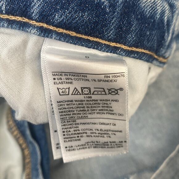 Old Navy Light Wash Cuffed High Waisted Shorts Size 0 - Picture 6 of 7